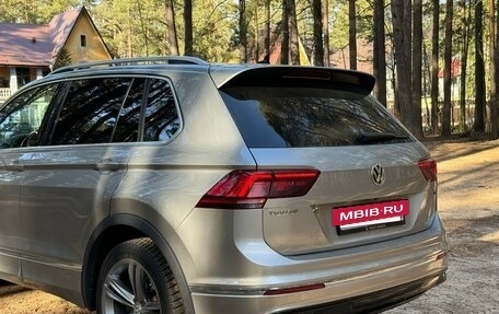 Volkswagen Tiguan II, 2018 год, 2 280 000 рублей, 10 фотография