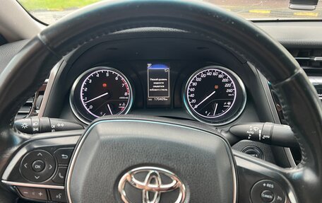 Toyota Camry, 2018 год, 2 200 000 рублей, 12 фотография