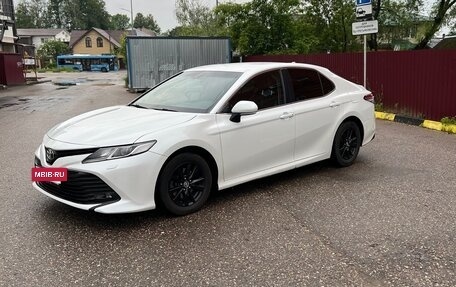 Toyota Camry, 2018 год, 2 200 000 рублей, 6 фотография
