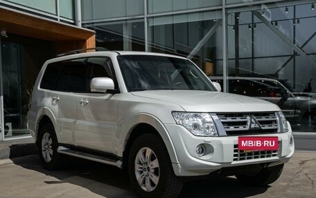 Mitsubishi Pajero IV, 2014 год, 2 899 000 рублей, 3 фотография