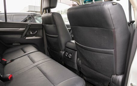 Mitsubishi Pajero IV, 2014 год, 2 899 000 рублей, 17 фотография