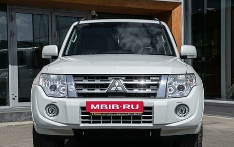 Mitsubishi Pajero IV, 2014 год, 2 899 000 рублей, 2 фотография