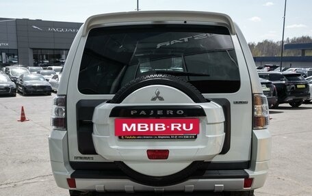 Mitsubishi Pajero IV, 2014 год, 2 899 000 рублей, 6 фотография