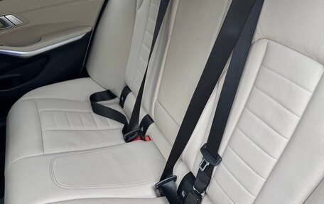 BMW 3 серия, 2019 год, 3 299 999 рублей, 12 фотография