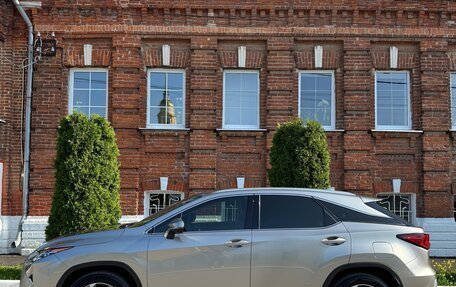 Lexus RX IV рестайлинг, 2016 год, 4 000 000 рублей, 6 фотография
