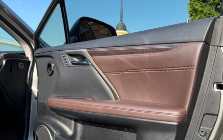 Lexus RX IV рестайлинг, 2016 год, 4 000 000 рублей, 24 фотография