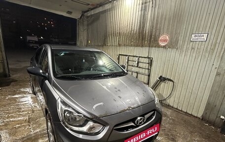 Hyundai Solaris II рестайлинг, 2011 год, 505 000 рублей, 5 фотография