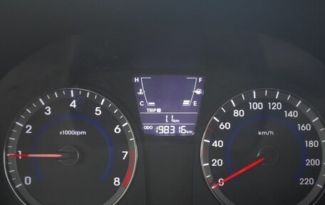 Hyundai Solaris II рестайлинг, 2014 год, 715 000 рублей, 11 фотография