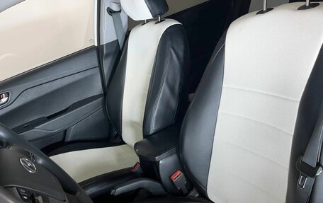 Hyundai Solaris II рестайлинг, 2018 год, 1 250 000 рублей, 28 фотография