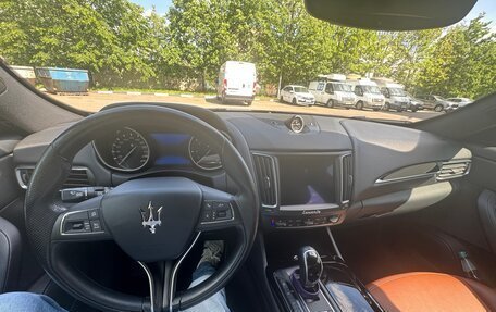 Maserati Levante I, 2018 год, 5 300 000 рублей, 2 фотография