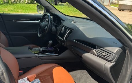 Maserati Levante I, 2018 год, 5 300 000 рублей, 6 фотография