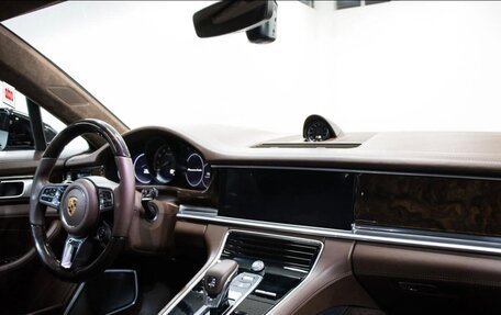 Porsche Panamera II рестайлинг, 2019 год, 12 000 000 рублей, 5 фотография