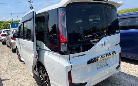 Honda Stepwgn IV, 2021 год, 3 370 000 рублей, 36 фотография