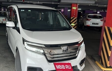 Honda Stepwgn IV, 2021 год, 3 370 000 рублей, 40 фотография