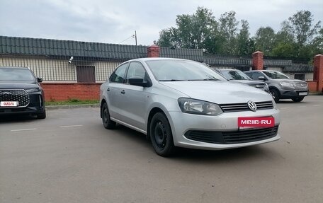 Volkswagen Polo VI (EU Market), 2013 год, 680 000 рублей, 3 фотография