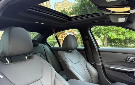 BMW 3 серия, 2021 год, 4 100 000 рублей, 13 фотография