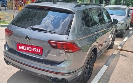 Volkswagen Tiguan II, 2022 год, 3 850 000 рублей, 4 фотография