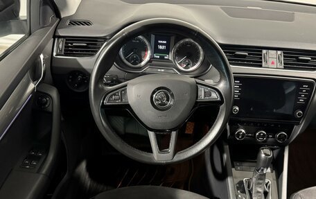 Skoda Octavia, 2017 год, 1 819 800 рублей, 10 фотография