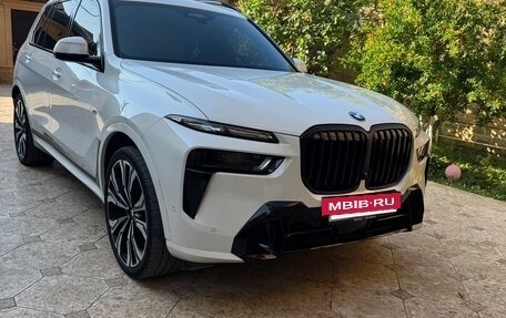 BMW X7, 2023 год, 13 500 000 рублей, 3 фотография