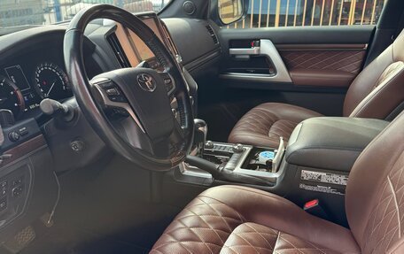 Toyota Land Cruiser 200, 2018 год, 7 700 000 рублей, 6 фотография