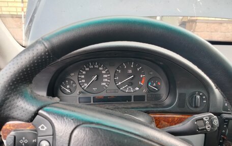BMW 5 серия, 2000 год, 500 000 рублей, 5 фотография