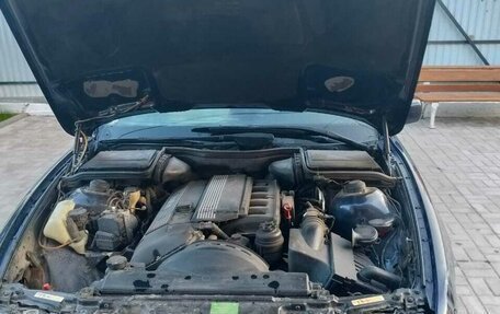 BMW 5 серия, 2000 год, 500 000 рублей, 21 фотография