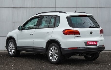 Volkswagen Tiguan I, 2015 год, 1 620 000 рублей, 2 фотография