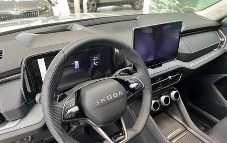 Skoda Kodiaq, 2025 год, 5 400 000 рублей, 15 фотография
