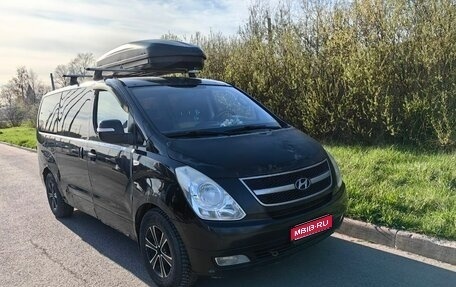 Hyundai Grand Starex Grand Starex I рестайлинг 2, 2010 год, 850 000 рублей, 1 фотография