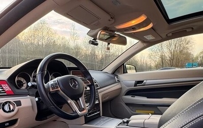 Mercedes-Benz E-Класс, 2015 год, 2 600 000 рублей, 1 фотография