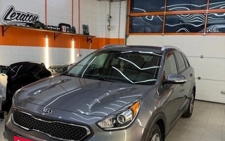 KIA Niro I, 2017 год, 1 700 000 рублей, 2 фотография
