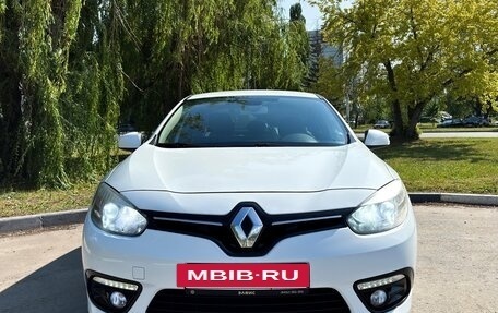 Renault Fluence I, 2015 год, 990 000 рублей, 2 фотография