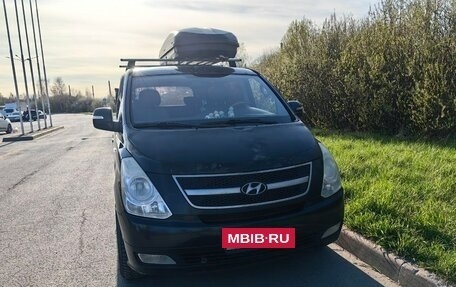 Hyundai Grand Starex Grand Starex I рестайлинг 2, 2010 год, 850 000 рублей, 3 фотография
