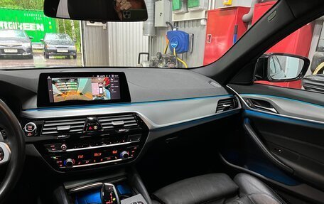 BMW 5 серия, 2019 год, 3 800 000 рублей, 12 фотография