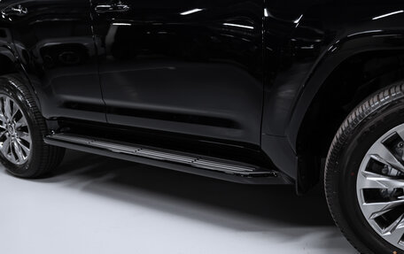 Toyota Land Cruiser, 2024 год, 11 900 000 рублей, 8 фотография