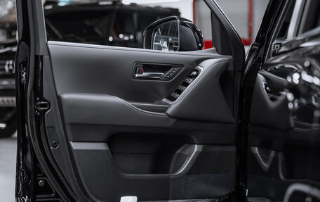 Toyota Land Cruiser, 2024 год, 11 900 000 рублей, 23 фотография