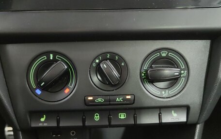 Skoda Rapid I, 2015 год, 944 500 рублей, 17 фотография