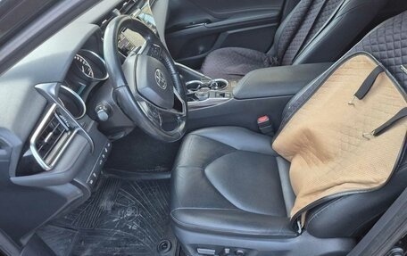 Toyota Camry, 2018 год, 2 500 000 рублей, 6 фотография