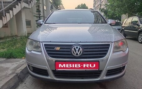 Volkswagen Passat B6, 2008 год, 690 000 рублей, 2 фотография