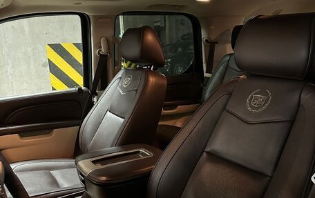 Cadillac Escalade III, 2011 год, 2 100 000 рублей, 13 фотография