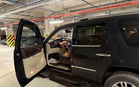 Cadillac Escalade III, 2011 год, 2 100 000 рублей, 2 фотография