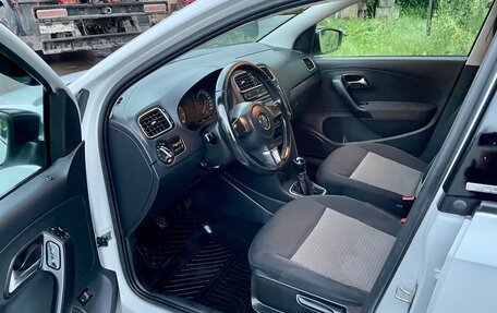 Volkswagen Polo VI (EU Market), 2014 год, 820 000 рублей, 13 фотография