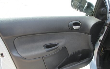 Peugeot 206, 2006 год, 325 000 рублей, 13 фотография