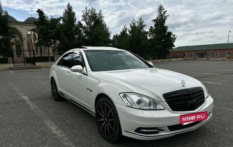 Mercedes-Benz S-Класс, 2007 год, 1 300 000 рублей, 2 фотография
