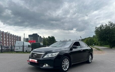 Toyota Camry, 2014 год, 1 950 000 рублей, 3 фотография