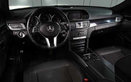 Mercedes-Benz E-Класс, 2015 год, 2 415 000 рублей, 6 фотография
