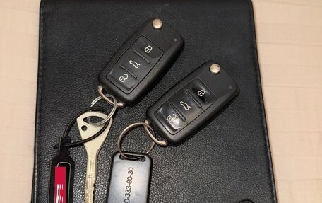 Volkswagen Polo VI (EU Market), 2011 год, 1 400 000 рублей, 25 фотография