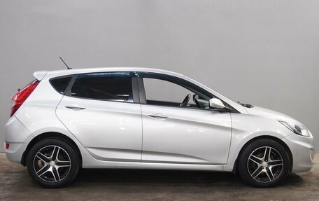 Hyundai Solaris II рестайлинг, 2012 год, 790 000 рублей, 4 фотография