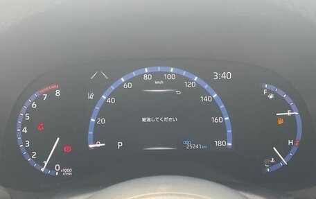 Toyota Yaris Cross, 2022 год, 1 376 000 рублей, 12 фотография