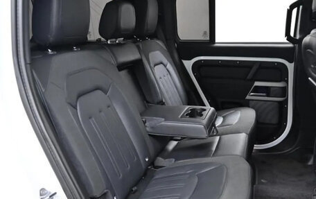 Land Rover Defender II, 2020 год, 4 700 000 рублей, 10 фотография